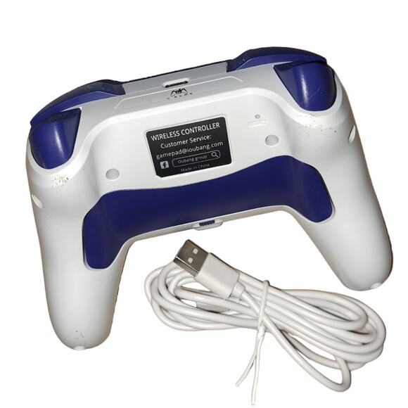 New in Box HX168 game controller is a P-4 wireless controller designed for PS4 - Picture 3 of 3